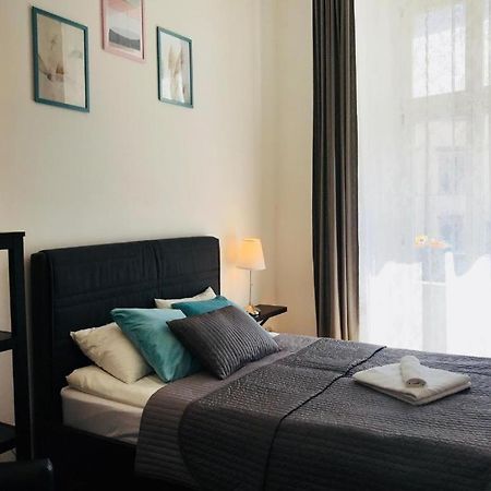 Amber Guest Rooms Krakow Exterior photo