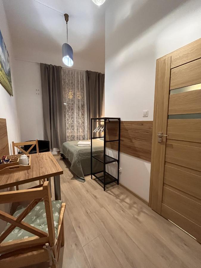 Amber Guest Rooms Krakow Exterior photo